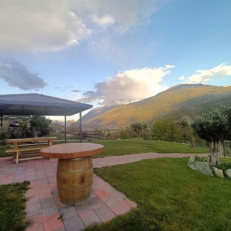 Le Temps Retrouve - Casa Tipica Con Giardino Villeneuve Exterior foto