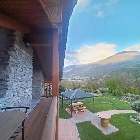 Le Temps Retrouve - Casa Tipica Con Giardino Villeneuve Exterior foto
